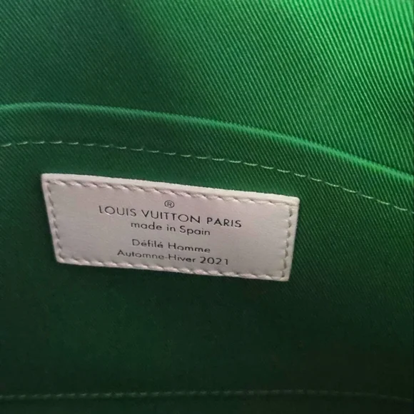 Louis Vuitton X Virgil Abloh's Everyday Litter Satchel Bag (Microchipped) - Picture 13 of 14